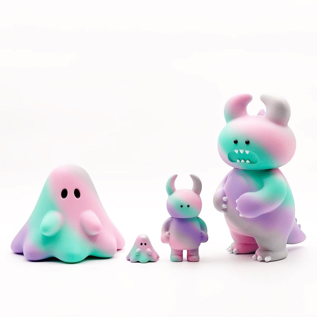 Uamou - Mwp UAMOU - Sofubi Toy - Uamou Solo Exhibition 2022 – Q POP