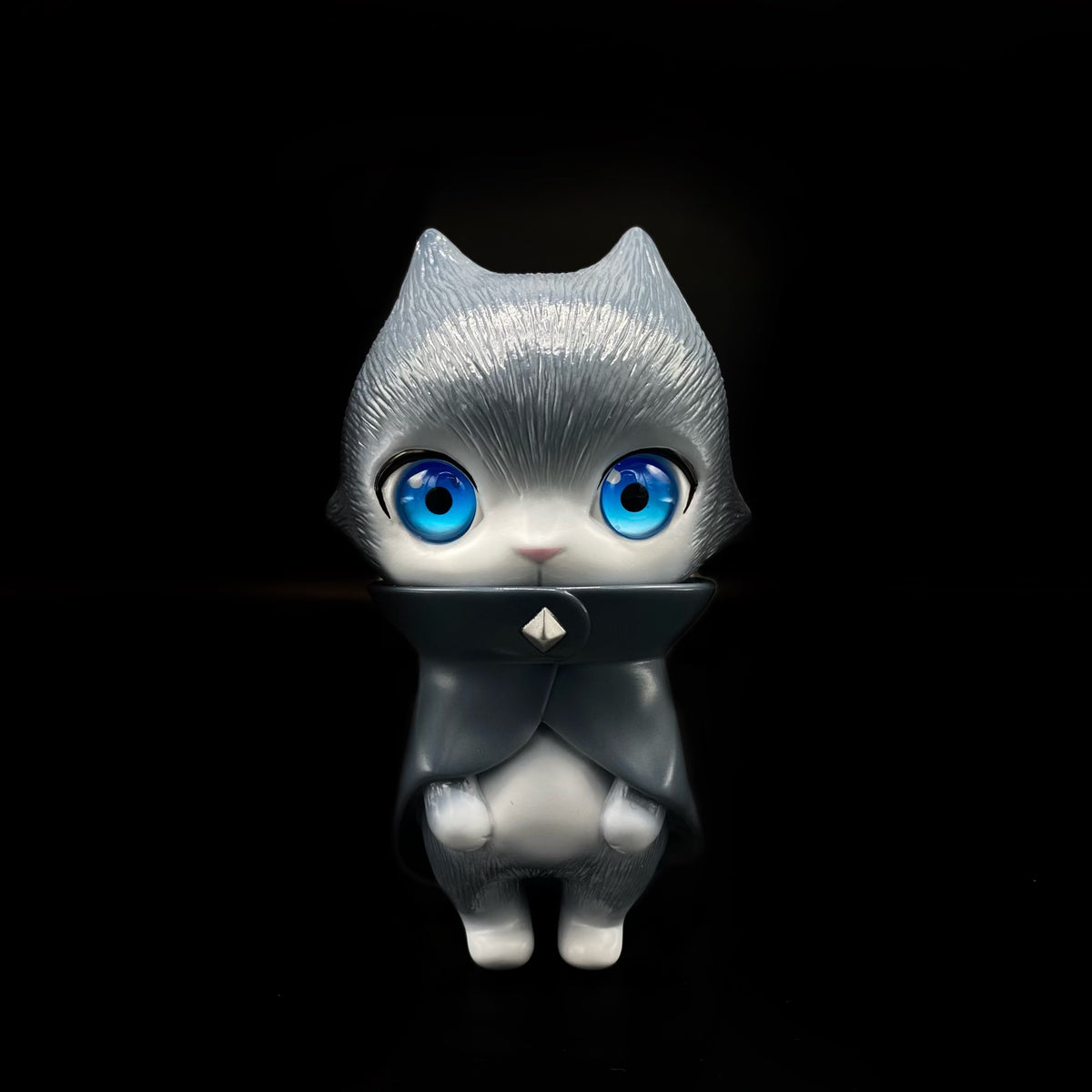 Ryo Taniguchi - Cape Cat Camm Soft Vinyl Toy – Q POP