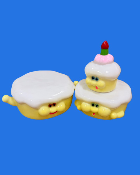 Refreshment Toy - 3 Cake | Soft Vinyl Toy