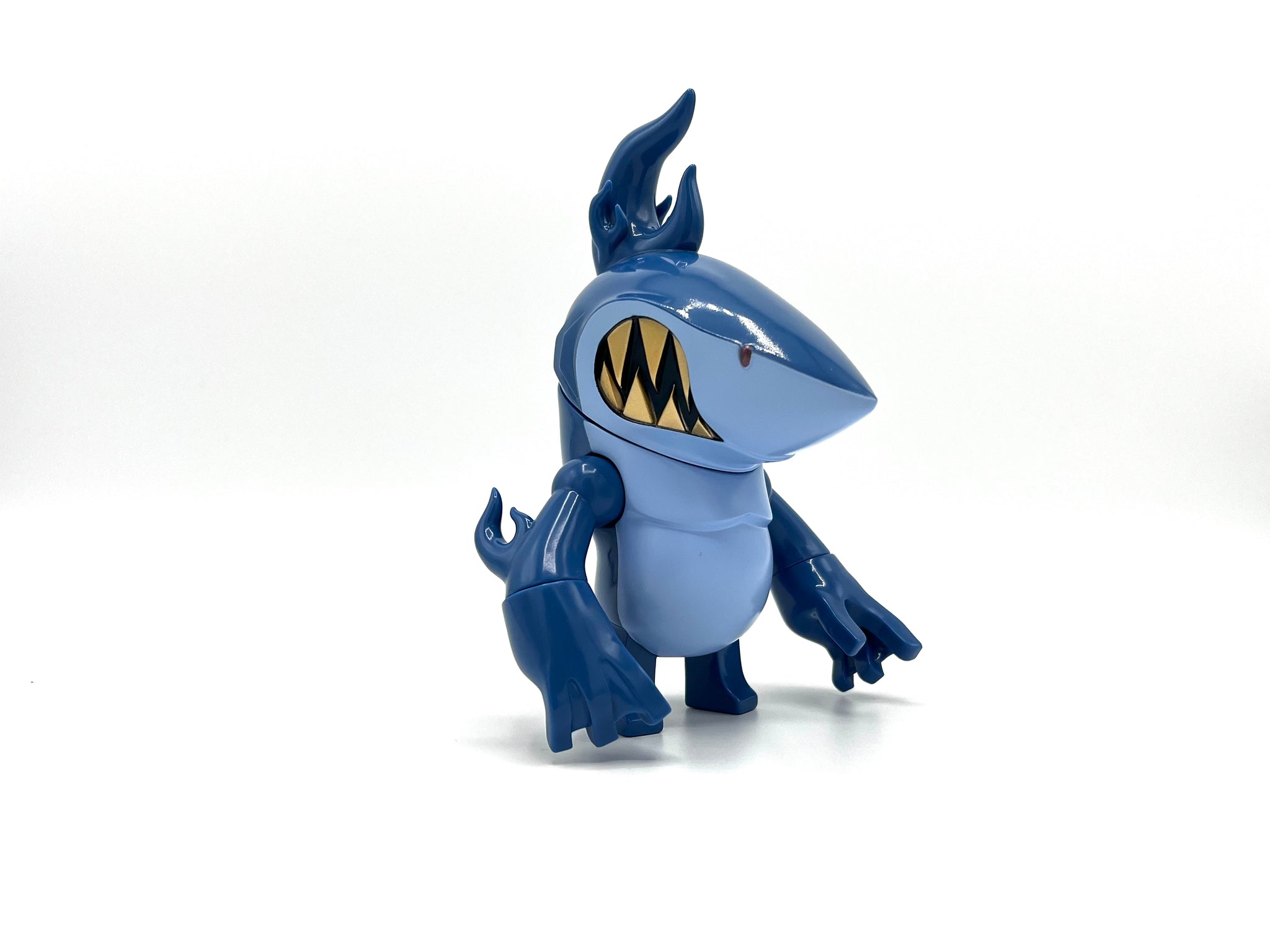 Touma - Raging Shark 06th Color Mattblau - Soft Vinyl Toy – Q POP Touma - Raging Shark 06th Color Mattblau - Soft Vinyl Toy – Q POP